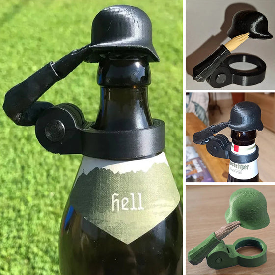 Soldier Salute Bierflaschen-Helm