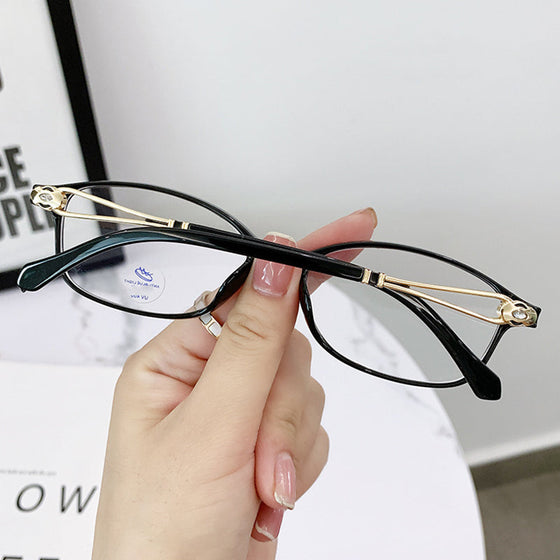 Anti-Blaulicht-Brille für Menschen mittleren und höheren Alters