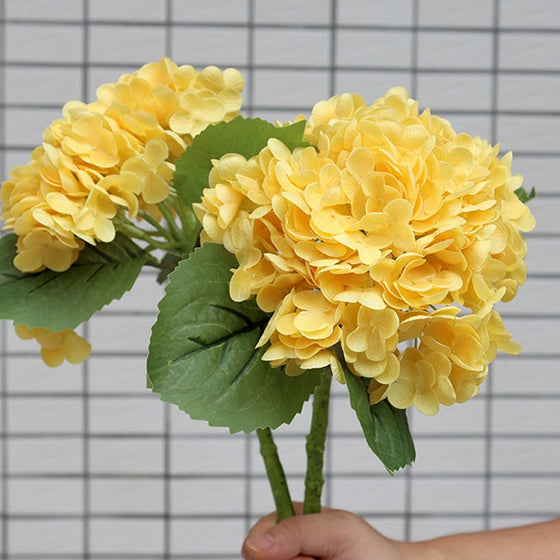 Künstliche Hortensienblumen im Freien💐