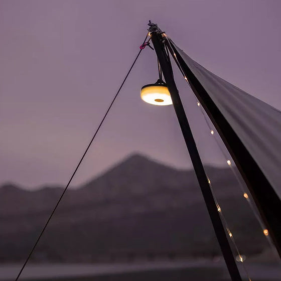 Multifunktionales tragbares Campinglicht