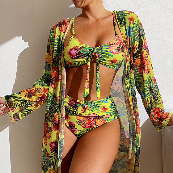 Dreiteiliges Bikini-Set mit Blumen
