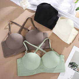 Nahtloser Push-up-BH ohne Bügel für kleine Brüste