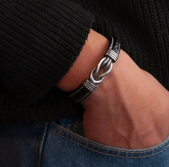 Unendlichkeits-Design Herrenarmband aus Titanstahl