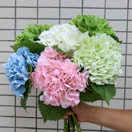 Künstliche Hortensienblumen im Freien💐