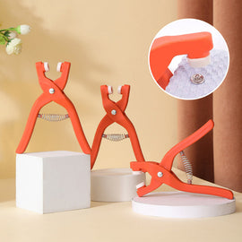 Werkzeugsatz mit fünf Klauenschnallen