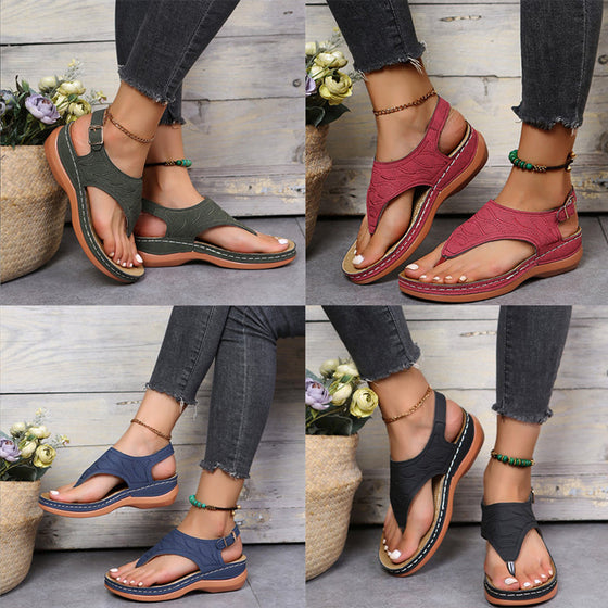 Einfarbige Sommer-Sandalen Mit Schnalle