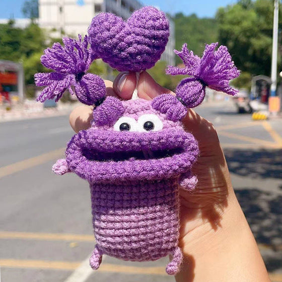 Kreatives ausziehbares Schlüsseletui aus handgestrickter Wolle