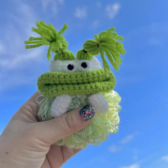 Kreatives ausziehbares Schlüsseletui aus handgestrickter Wolle