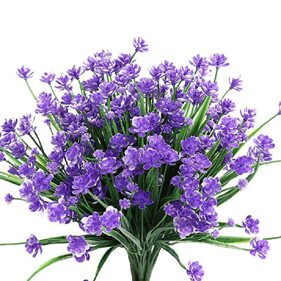Künstliche Blumen im Freien