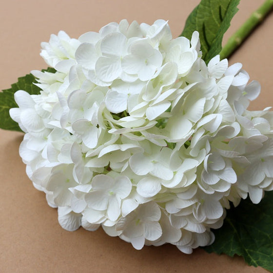 Künstliche Hortensienblumen im Freien💐